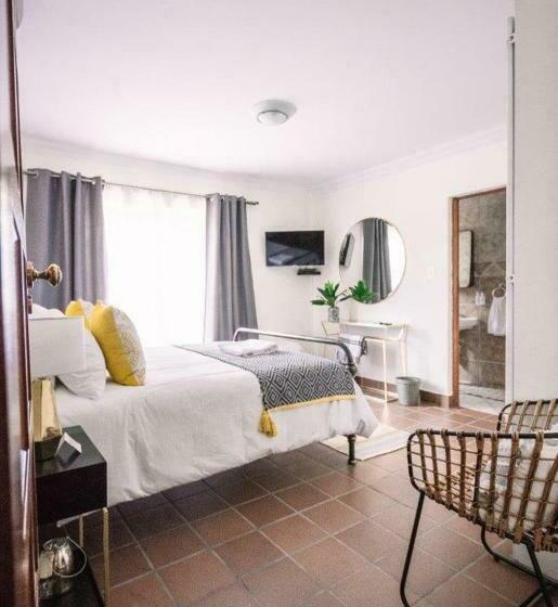 פנסיון Lilyrose Bed & Breakfast