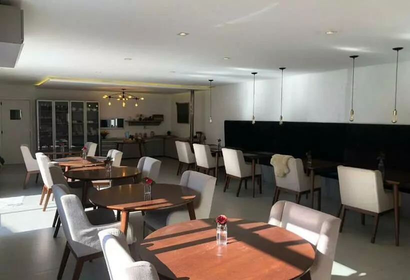 Majatalo Pousada Serra & Jardim