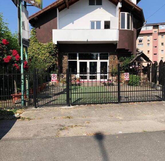 Pensiunea Residence