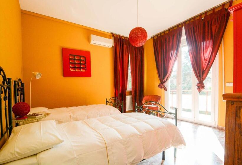 B&b Casa Fuori Casa 200 Mt Dal Casello Autostradale