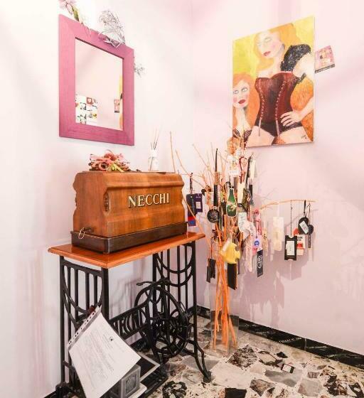 B&b Casa Fuori Casa 200 Mt Dal Casello Autostradale