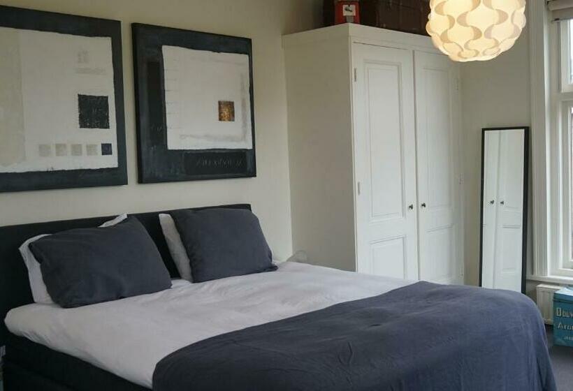 Bed and Breakfast Room One Twenty One