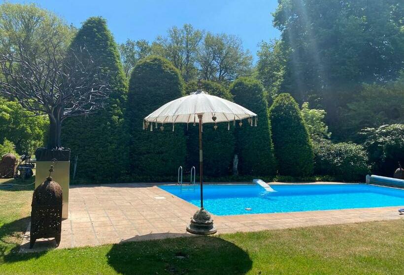 ベッドアンドブレックファースト Villa De Nachtegaal