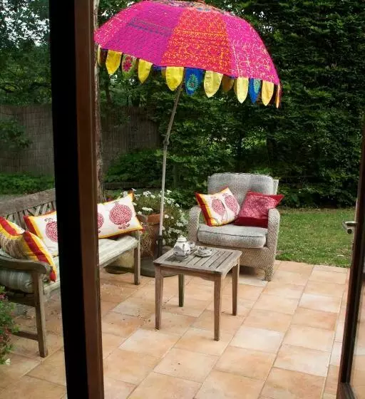 تختخواب و صبحانه Villa De Nachtegaal