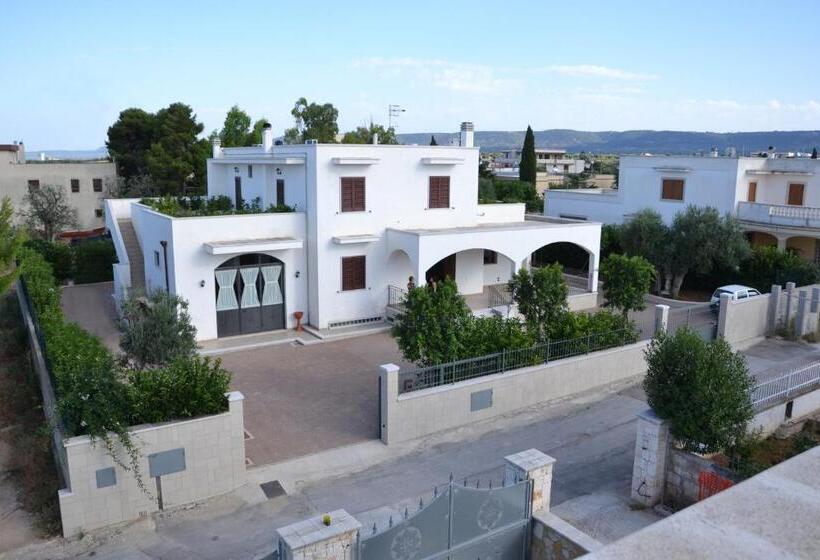 تختخواب و صبحانه Villa Lorenza