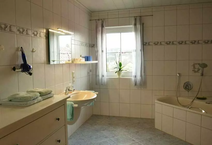 Hotelli Urlaub Auf Dem Bauernhof Marx