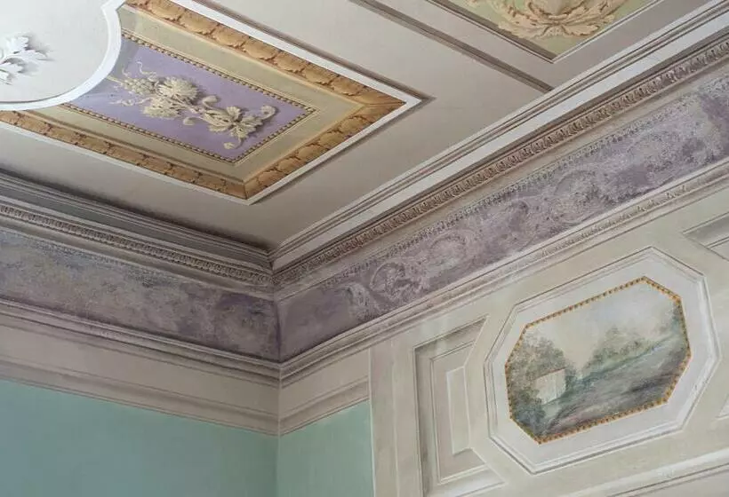 Pensione Almadelena Guest House