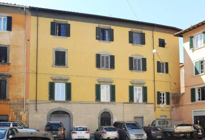 Pensione Almadelena Guest House