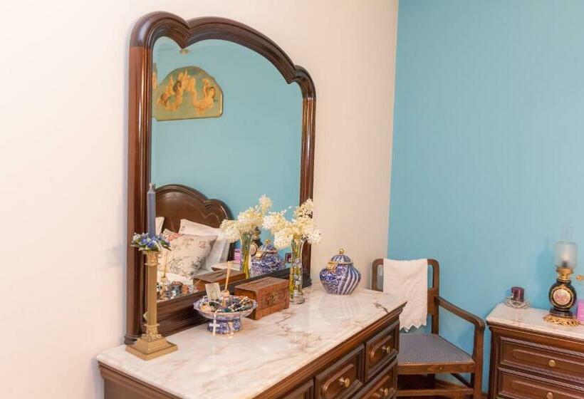 פנסיון Casal Dos 5