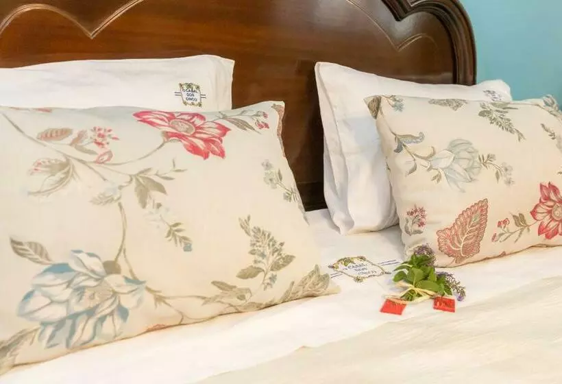 ペンション Casal Dos 5