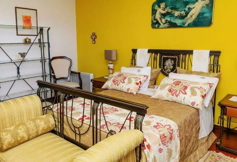 ペンション Casal Dos 5