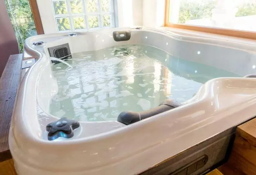 ペンション Casal Dos 5