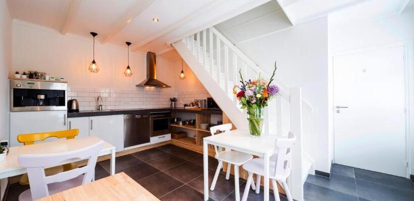 مبيت وإفطار Bij Jans