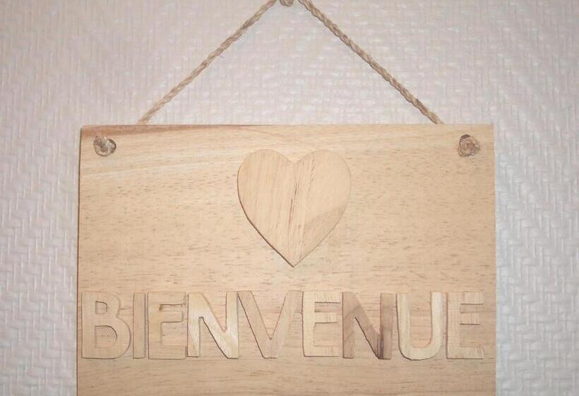 مبيت وإفطار Forest Farm