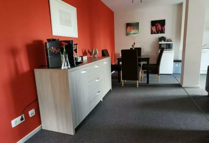 Aamiaismajoitus (B&B) Housing De Brouwerij