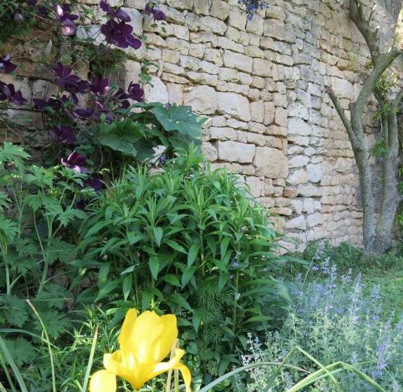 مبيت وإفطار L Aubinoise