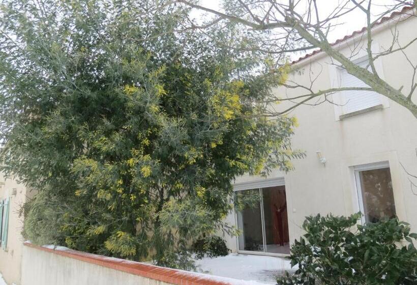 مبيت وإفطار L Aubinoise