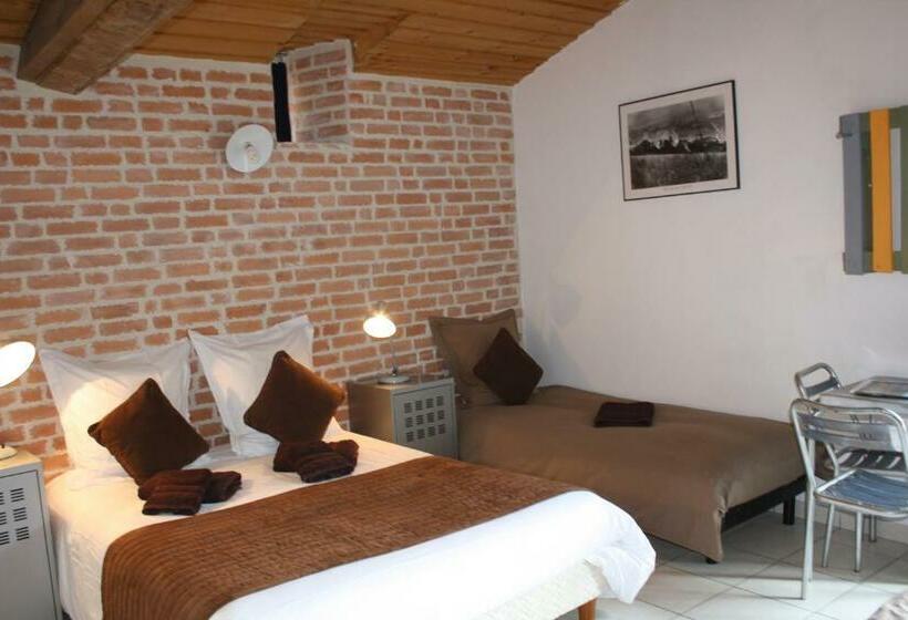 Bed and Breakfast La Champrenière