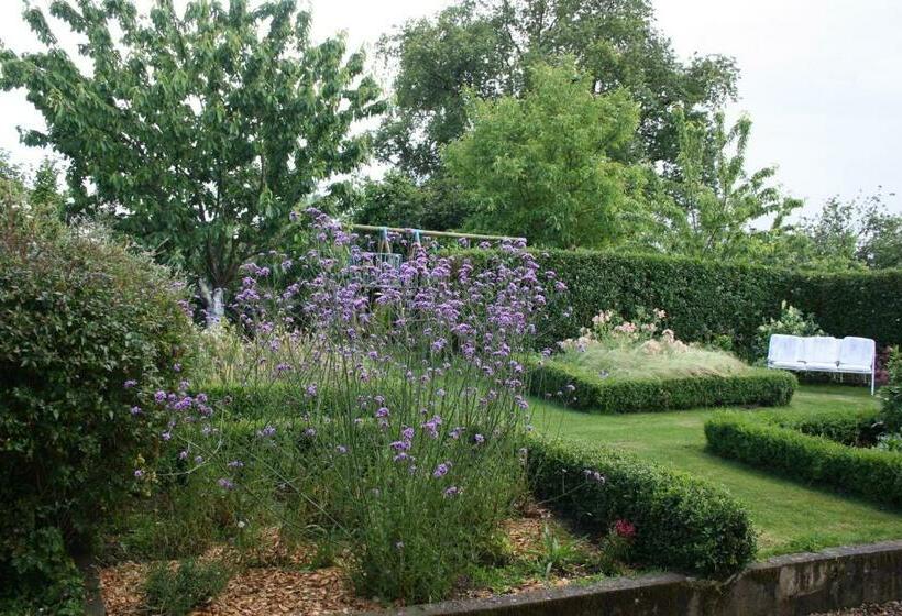 Bed and Breakfast La Champrenière