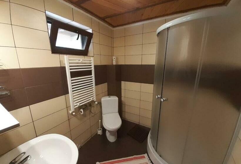 Pensão Casa Din Salcami