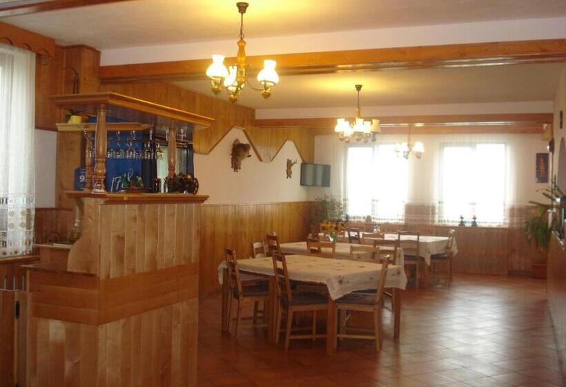 Pensão Casa Din Salcami