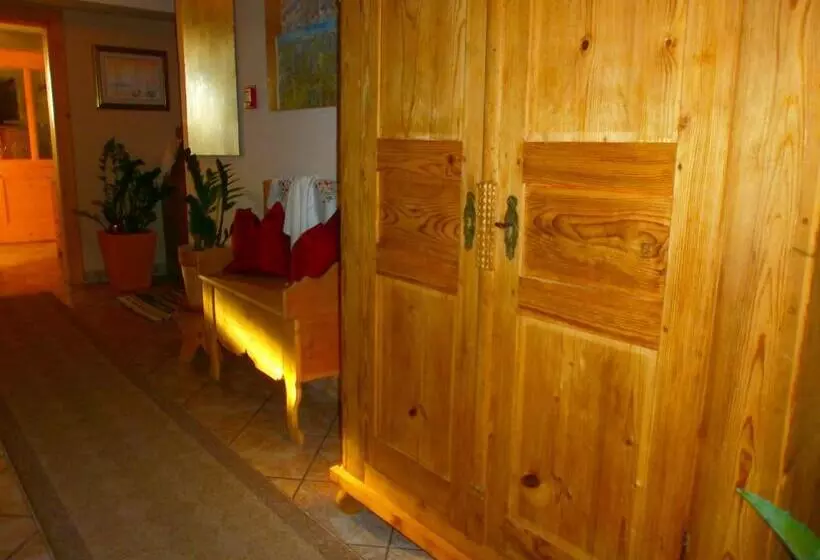 پانسیون Garni Hattlerhof B&b