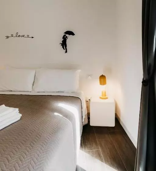 پانسیون Le Contrade Vico Alba