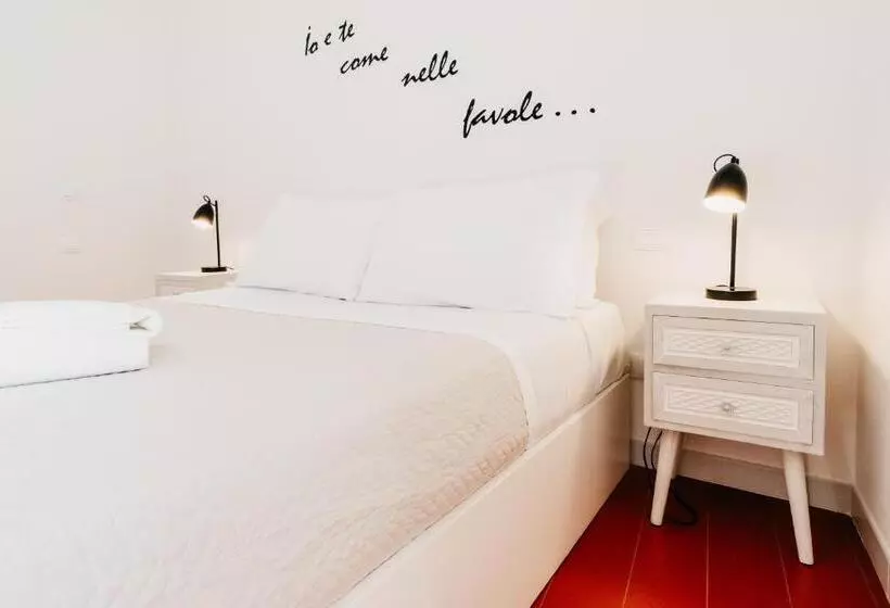 پانسیون Le Contrade Vico Alba