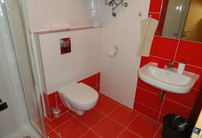 Majatalo Penzion žumberk