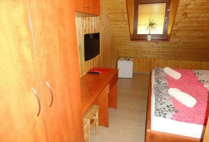 Majatalo Penzion žumberk