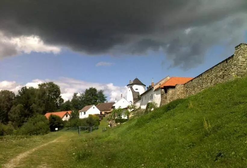 Majatalo Penzion žumberk