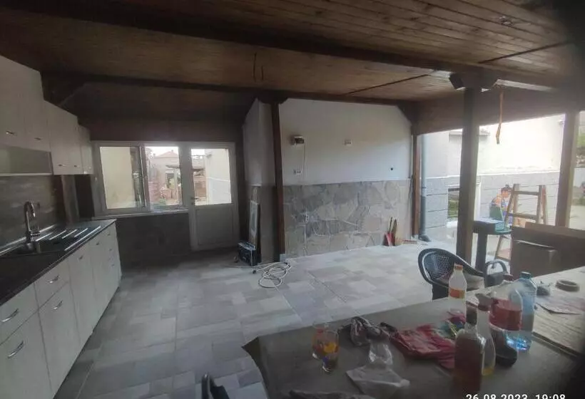 ペンション Velkovski Guest House