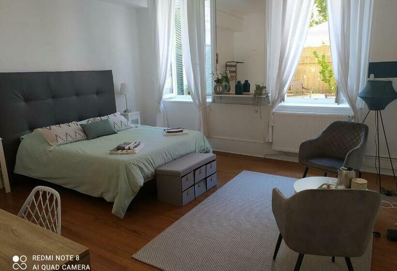 مبيت وإفطار Couette Et Tartine