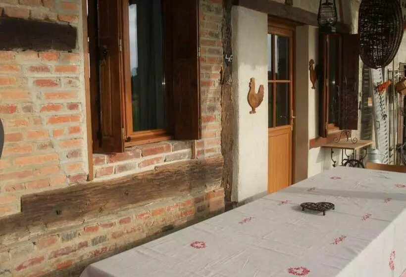 Aamiaismajoitus (B&B) La Maison Du L.a.c