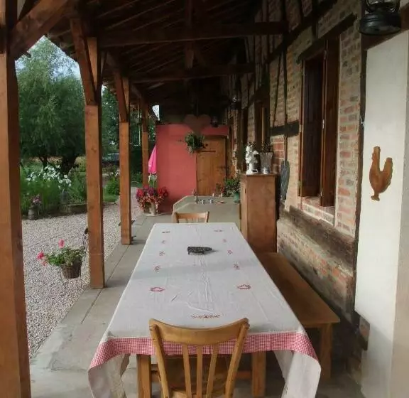 Aamiaismajoitus (B&B) La Maison Du L.a.c