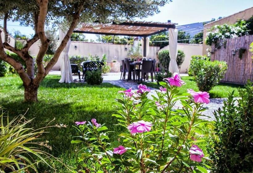 住宿加早餐  Mari E Luci