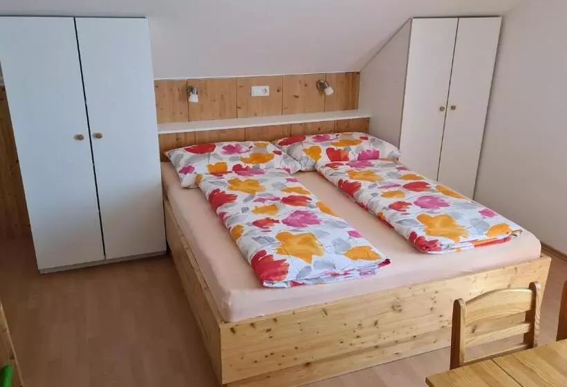 Frühstückspension Täuber