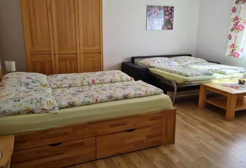 Frühstückspension Täuber