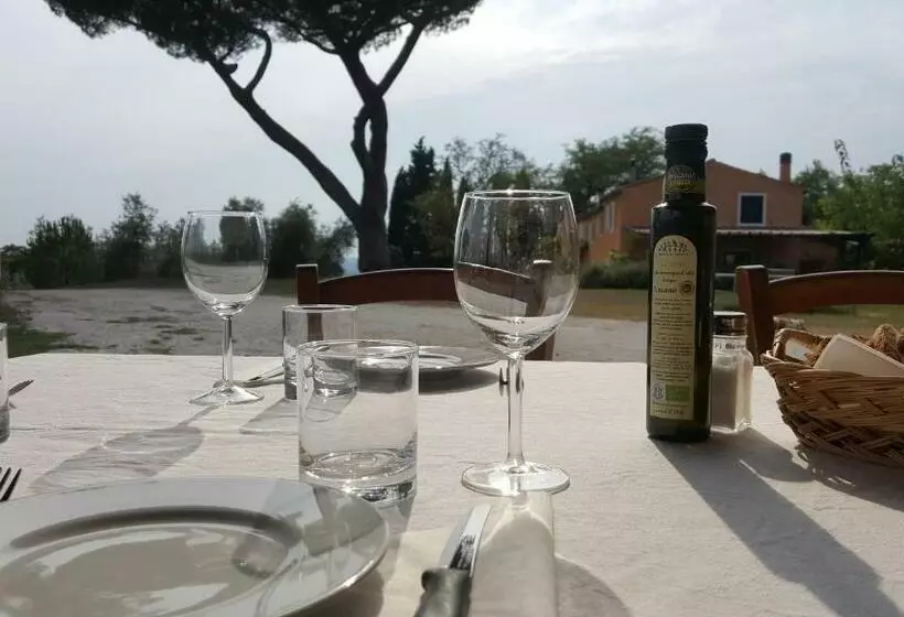 ホテル Agriturismo Le Serre
