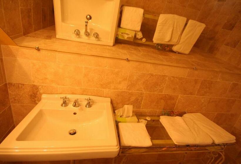 Отель Auberge Les Tilleuls