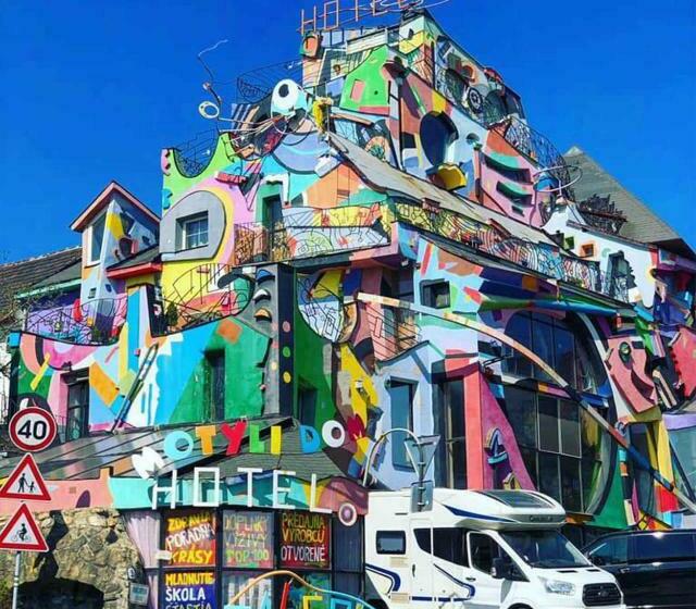 Hotel Sebarozvoja   Pobytová Galeria Pre Sebarozvoj