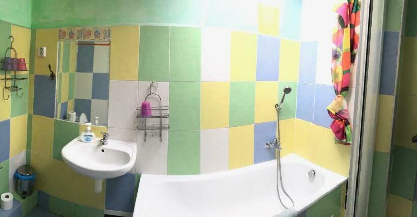 Hotel Sebarozvoja   Pobytová Galeria Pre Sebarozvoj