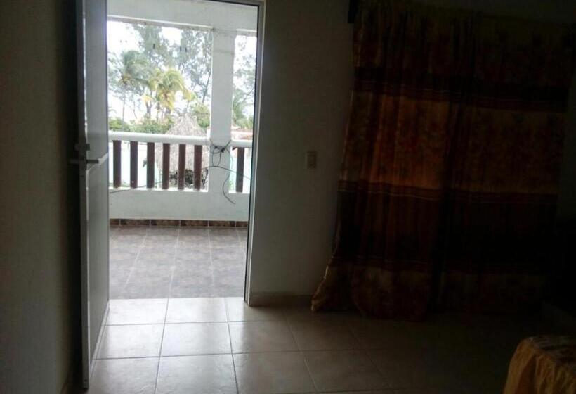 فندق Villas Yoleth