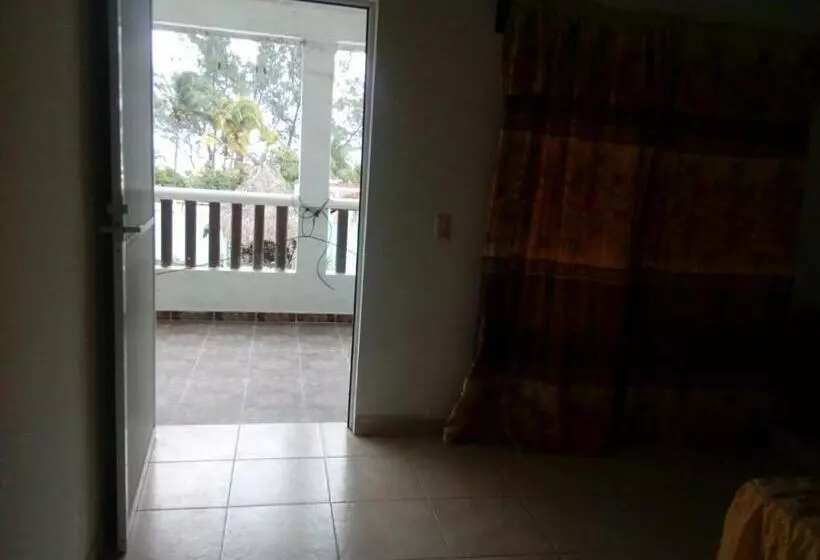 Hotelli Villas Yoleth