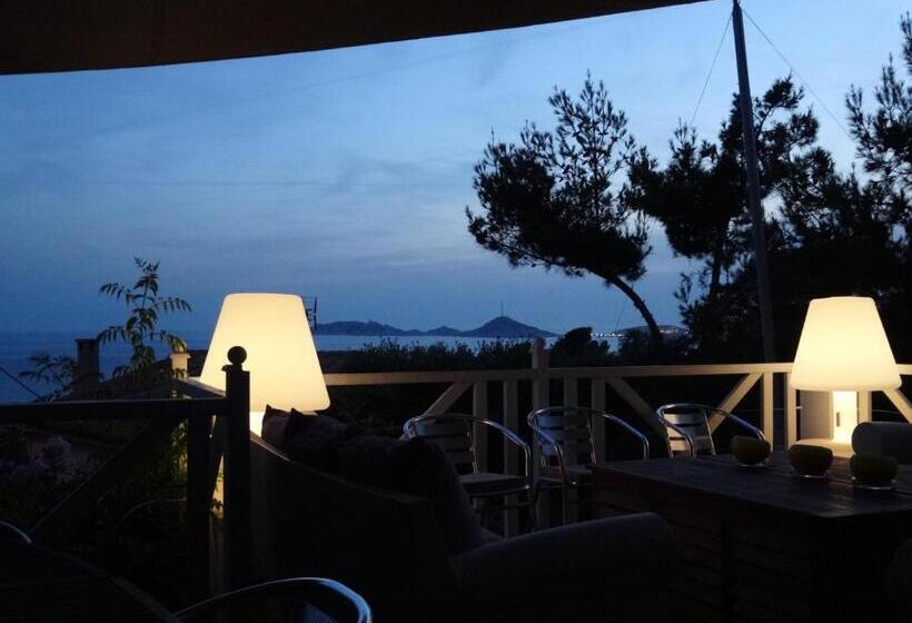 La Luna Of Marseille Villa D Architecte B&b