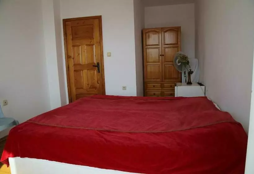 Majatalo Popov Guest House