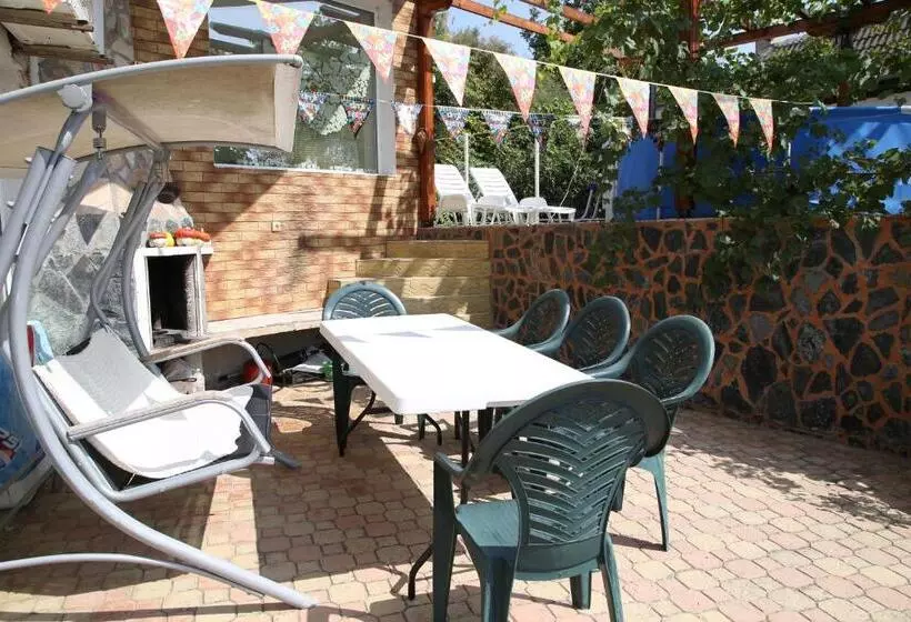 Majatalo Popov Guest House