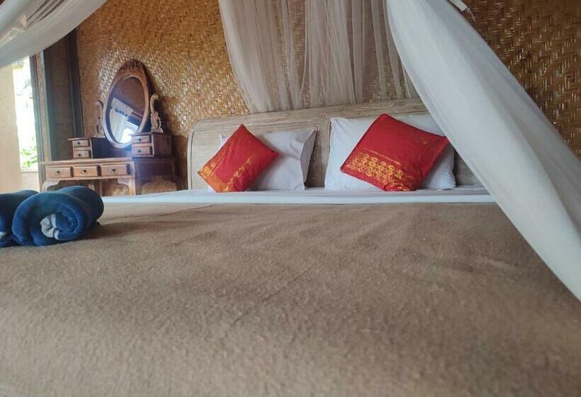 פנסיון Sari Wangi Cottage