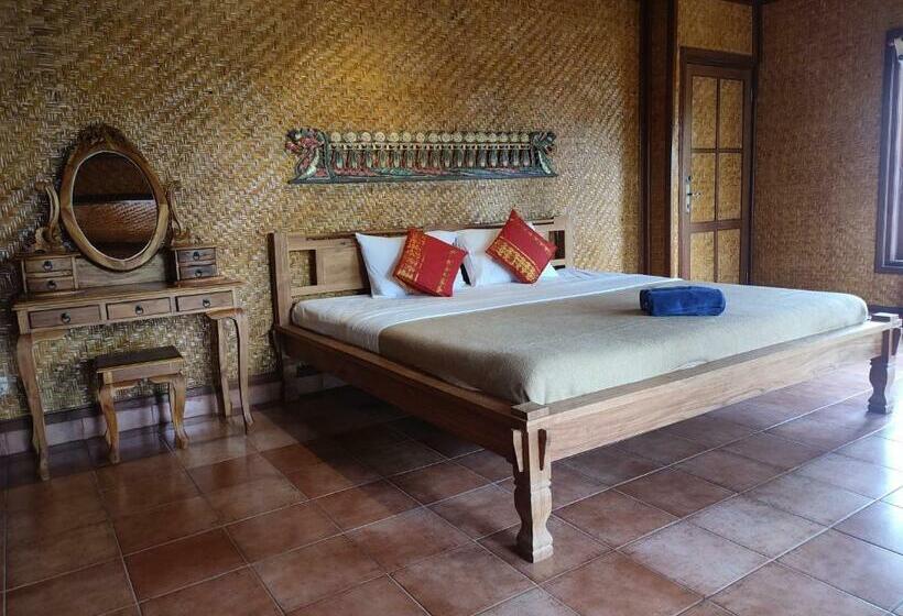 פנסיון Sari Wangi Cottage