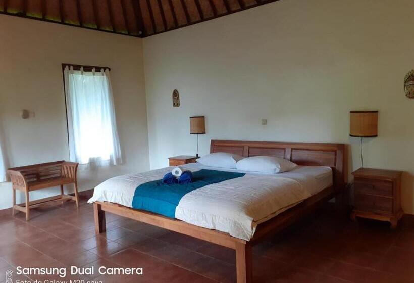 פנסיון Sari Wangi Cottage